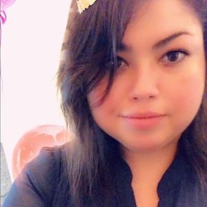 Meet your Posher, Marcia